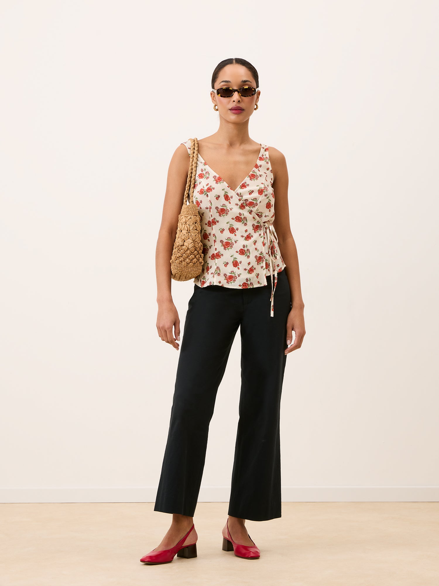 NADIA Top