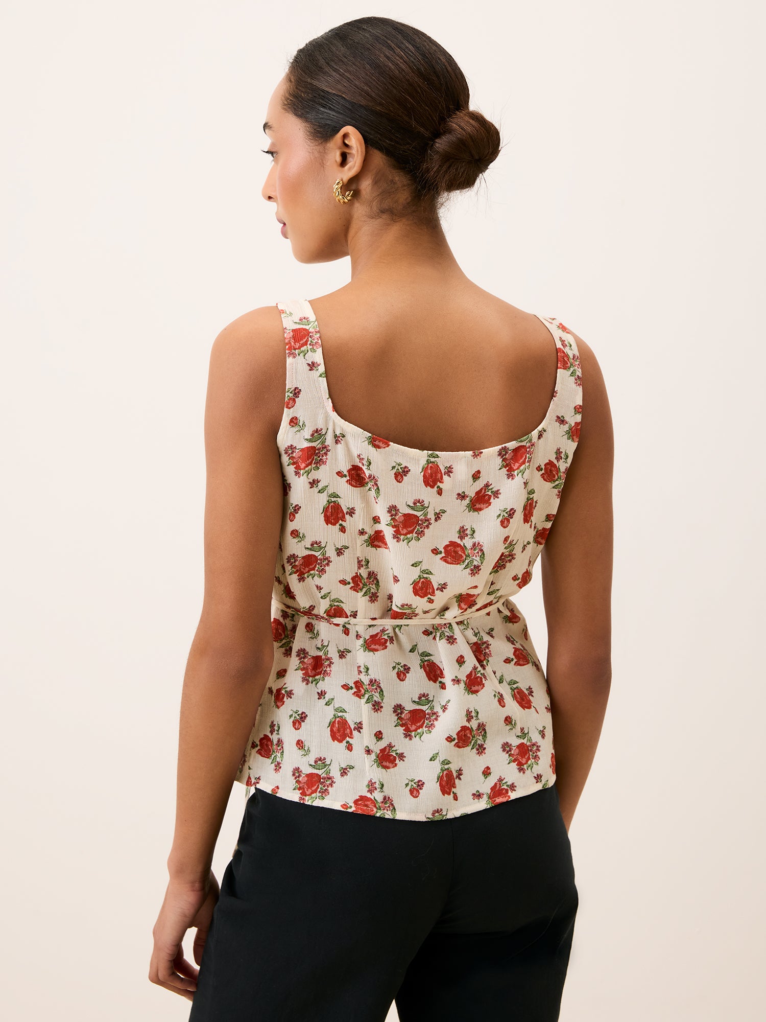 NADIA Top